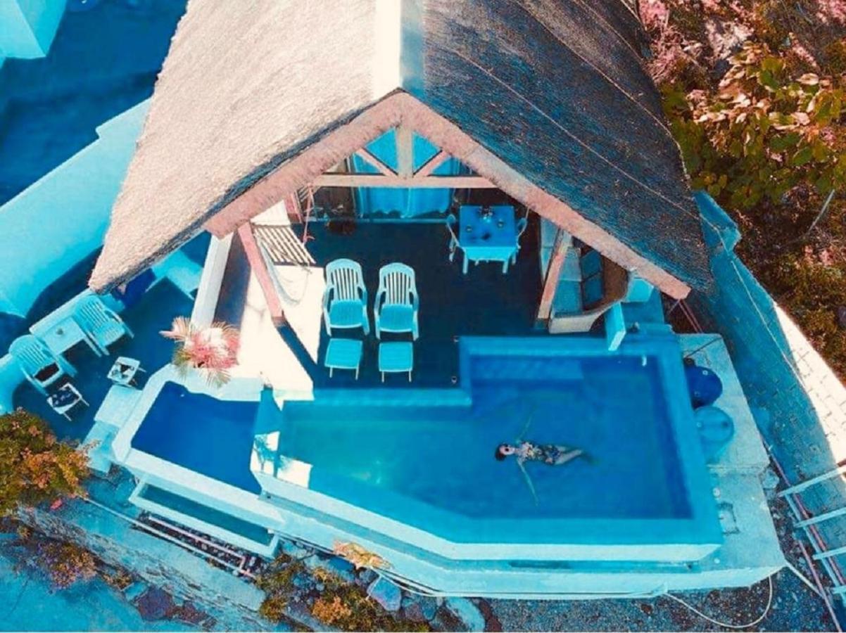 Bintana Sa Paraiso